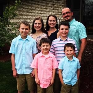 Meet your Posher, Miriam